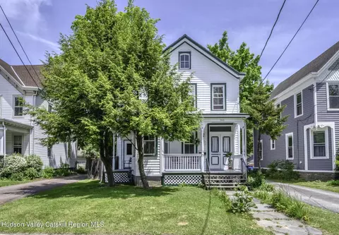 166 Washington Ave, Kingston, NY 12401