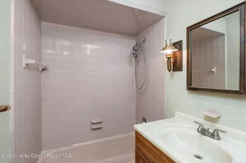 Bath - 19 Robert Rd, Poughkeepsie, NY 12603 photo 1 of 1