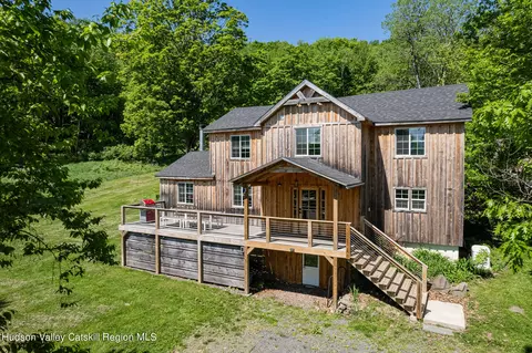 626 Jones Hollow Rd, Andes, NY 13731
