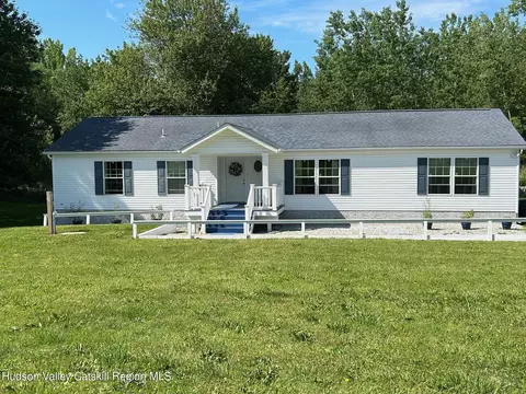 37 Conklin Hill Rd, Milton, NY 12547