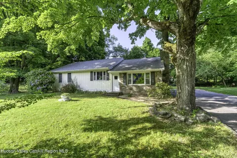 137 Baileys Gap Rd, Highland, NY 12528
