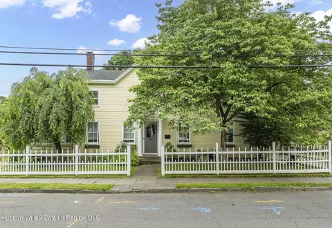 26 Linderman Ave, Kingston, NY 12401