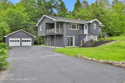 18 George St, Kerhonkson, NY 12446