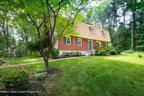 143 Woodland Dr, Hurley, NY 12443