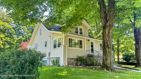 195 Pancake Holw, Highland, NY 12528
