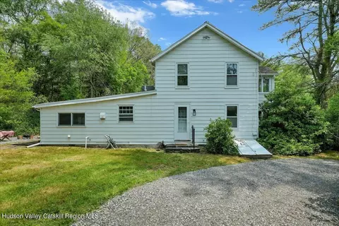 1247 Church Rd, Saugerties, NY 12477