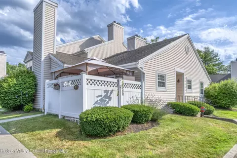83 Penstock Ln, Lake Katrine, NY 12449
