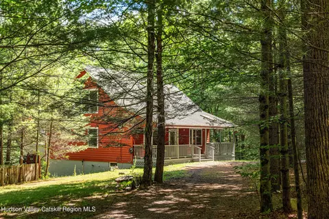 188 Rocky Mountain Rd, Kerhonkson, NY 12446