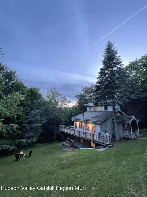 693 Fiddlers Elbow Rd, Margaretville, NY 12455