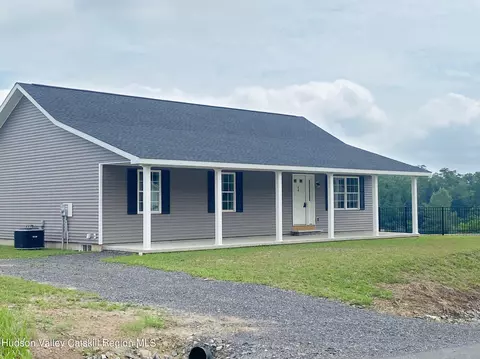 94 Broadway Rd, Saugerties, NY 12477