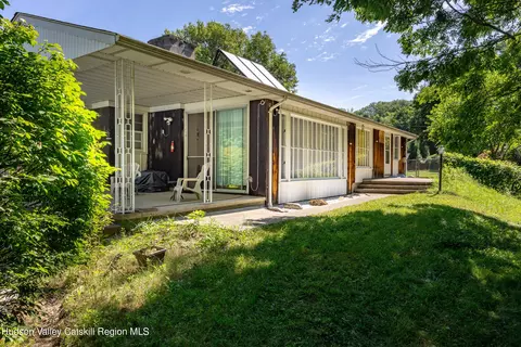 30 Romca Rd, Poughkeepsie, NY 12603 photo 4