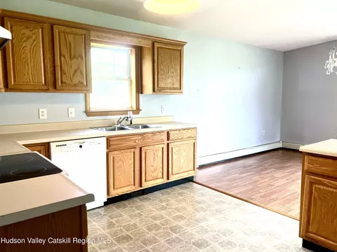 Kitchen - 4629 Route 212, Willow, NY 12495 photo 2 of 2