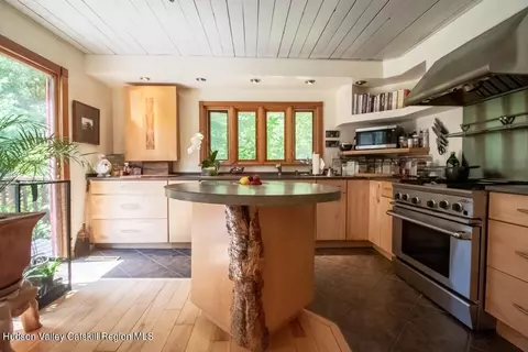181 Silver Hollow Rd, Willow, NY 12495 photo 8