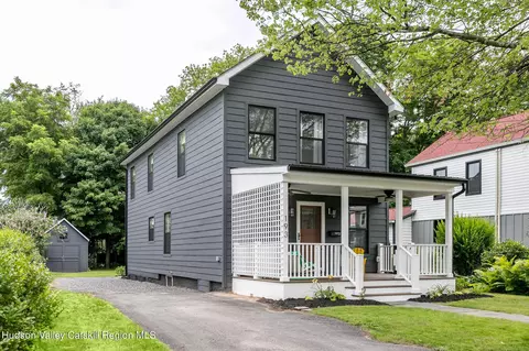 193 Market St, Saugerties, NY 12477