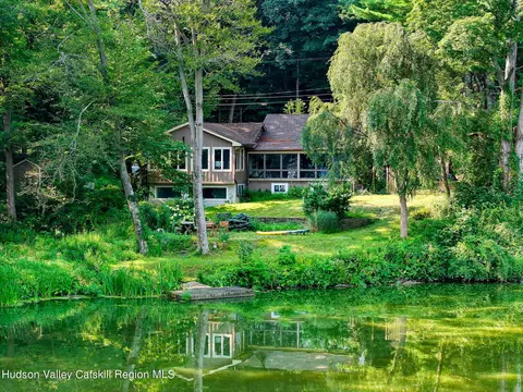 204 Farmingdale Rd, Chester, NY 10918