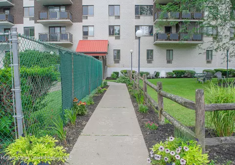 160 Academy St, Poughkeepsie, NY 12601 photo 28