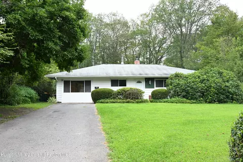 117 Pine St, West Hurley, NY 12491
