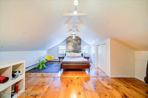 Bedroom - 2184 Bruynswick Rd, Wallkill, NY 12589 photo 3 of 7