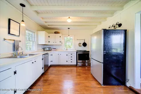 Kitchen - 2184 Bruynswick Rd, Wallkill, NY 12589 photo 2 of 2