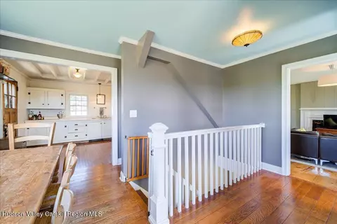 Entry Way - 2184 Bruynswick Rd, Wallkill, NY 12589 photo 2 of 3