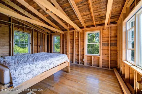Bedroom - 2184 Bruynswick Rd, Wallkill, NY 12589 photo 5 of 7