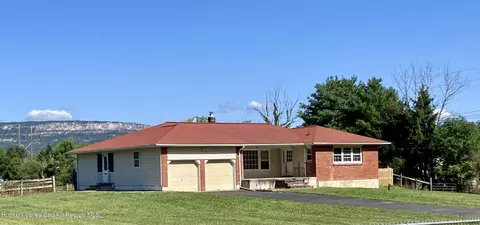 1114 Albany Post Rd, Gardiner, NY 12525