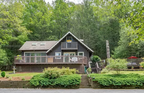 101 Stony Rd, Accord, NY 12404