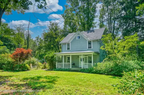 617 Wittenberg Rd, Woodstock, NY 12498