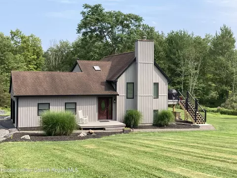 1349 Old Ford Rd, New Paltz, NY 12561