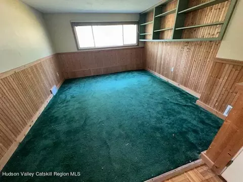 Living - 4 Merrick Rd, Poughkeepsie, NY 12601 photo 2 of 2