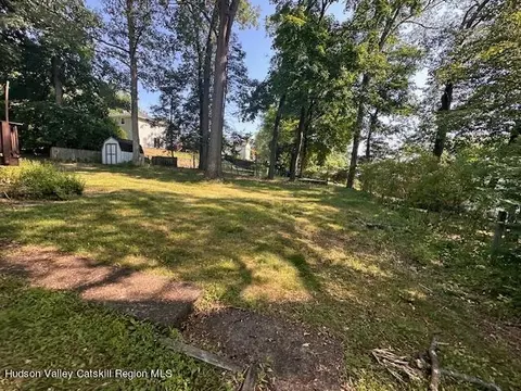 Exterior - 4 Merrick Rd, Poughkeepsie, NY 12601 photo 2 of 2
