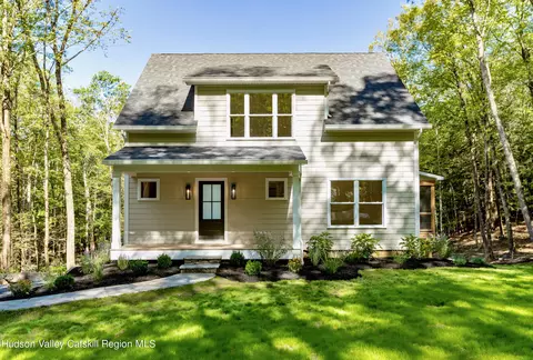 Exterior - 382 Beaverkill Rd, Olivebridge, NY 12461 photo 3 of 8