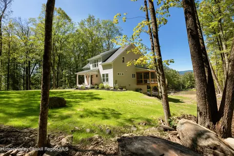 Exterior - 382 Beaverkill Rd, Olivebridge, NY 12461 photo 8 of 8