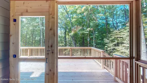 Exterior - 382 Beaverkill Rd, Olivebridge, NY 12461 photo 5 of 8