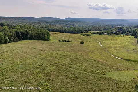 tbd Lucas Tpke, Accord, NY 12404