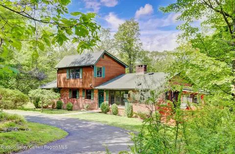 73 Ratterman Rd, Woodstock, NY 12498
