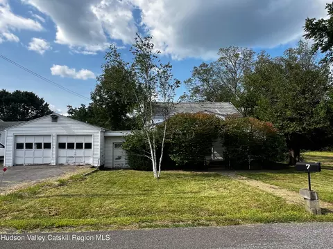 7 Lower Whitfield Rd, Accord, NY 12404