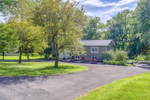 67 Magic Dr, Kingston, NY 12401