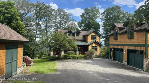 93 Timberline Trl, West Park, NY 12493