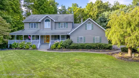 1 Ruby Meadows Rd, Lake Katrine, NY 12449