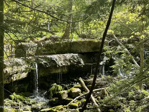 75 Tool House Rd, Catskill, NY 12414 photo 2