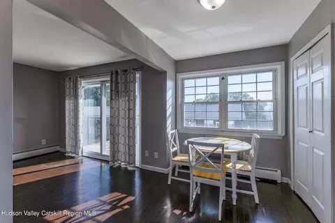 Dining - 6 Colonial Rd #46, Beacon, NY 12508 photo 1 of 3