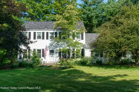 92 Red Maple Rd, Shokan, NY 12481