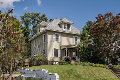 82 Highland Ave, Kingston, NY 12401