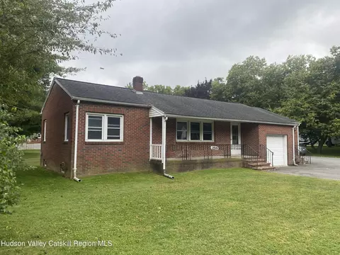 259 Salem St, Port Ewen, NY 12466