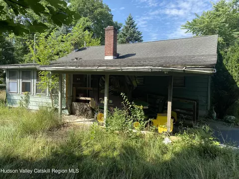 114-115 Whitman Rd, Elizaville, NY 12523