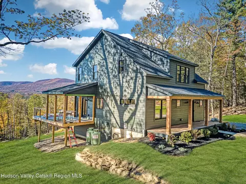 70 Ricci Rd, Olivebridge, NY 12461