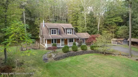 51 Dewitt Rd, Accord, NY 12404