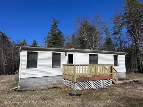 192 Dutchtown Rd, Saugerties, NY 12477
