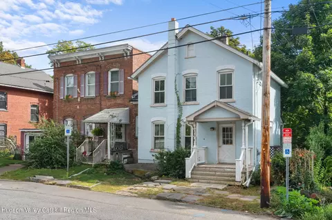 104 Spring St, Kingston, NY 12401